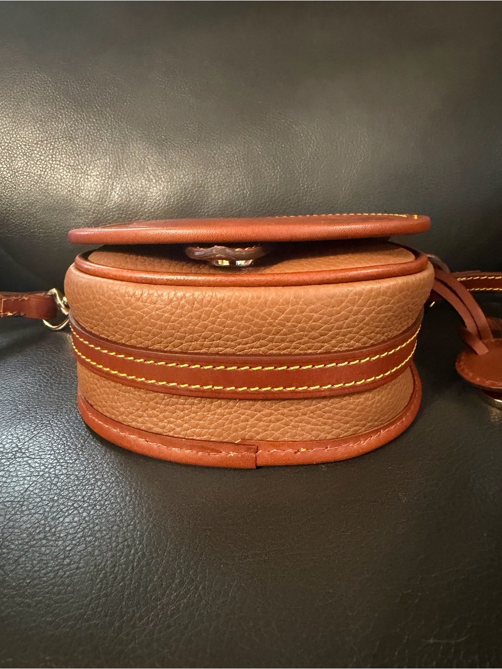 Dooney & Bourke Big Duck Brown Pebbled Leather Crossbody Saddle Bag - Picture 5 of 8